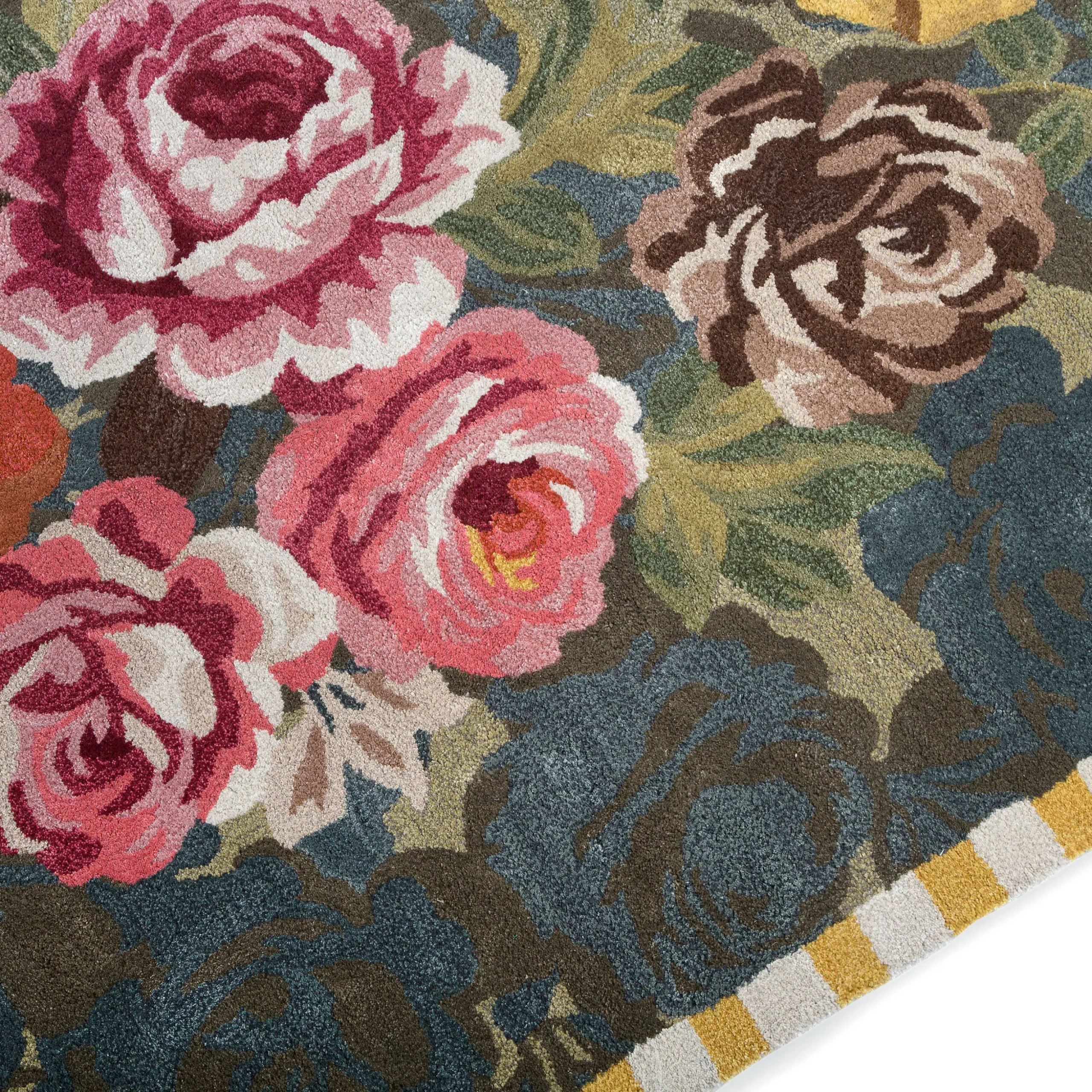 Bloomsbury Garden Rug - 2'3" X 3'9"