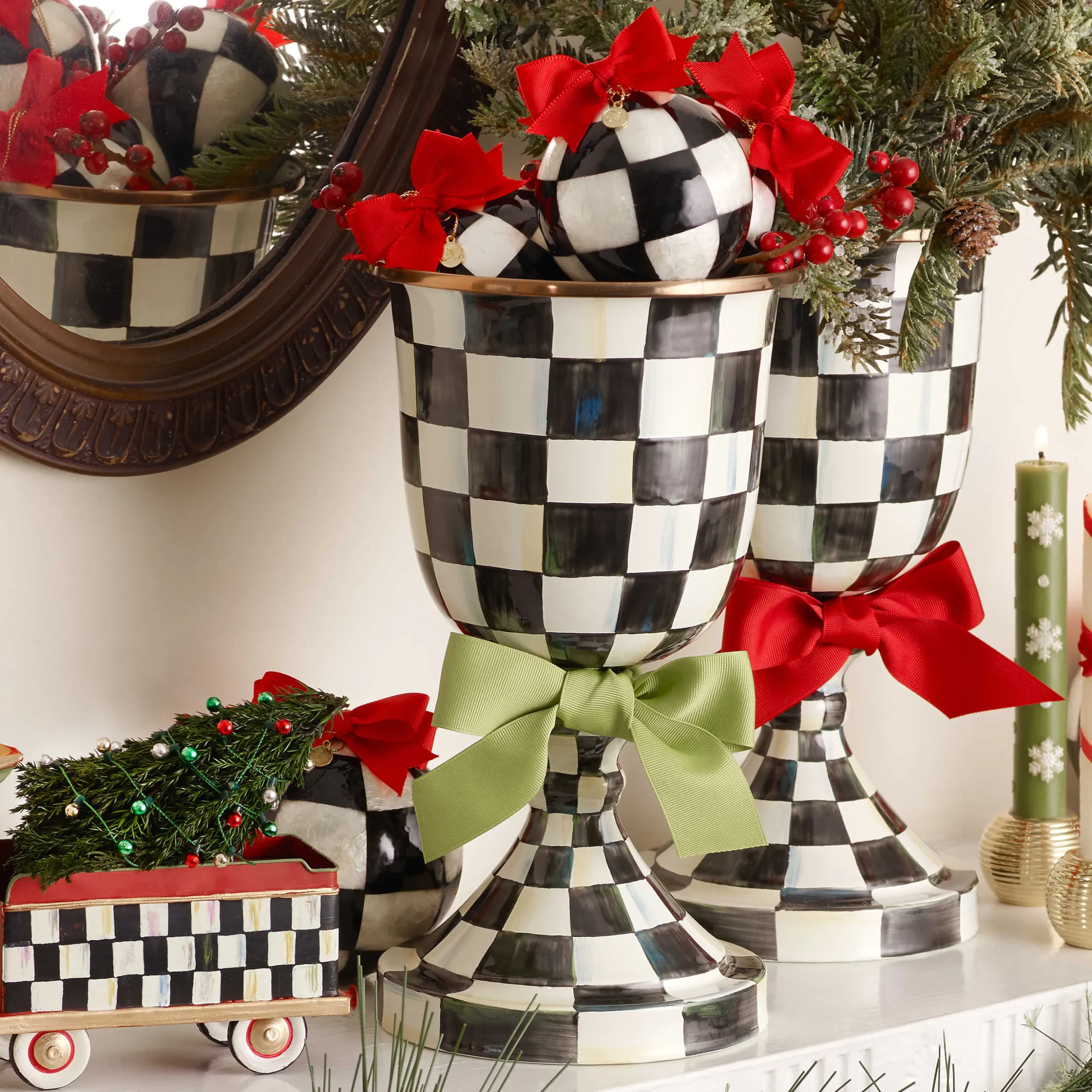 Courtly Check Enamel Pedestal Vase - Green Bow