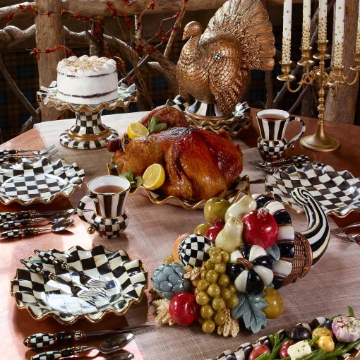 Courtly Check Fluted Dinner Plate