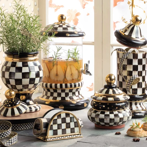 Courtly Check Napkin Holder