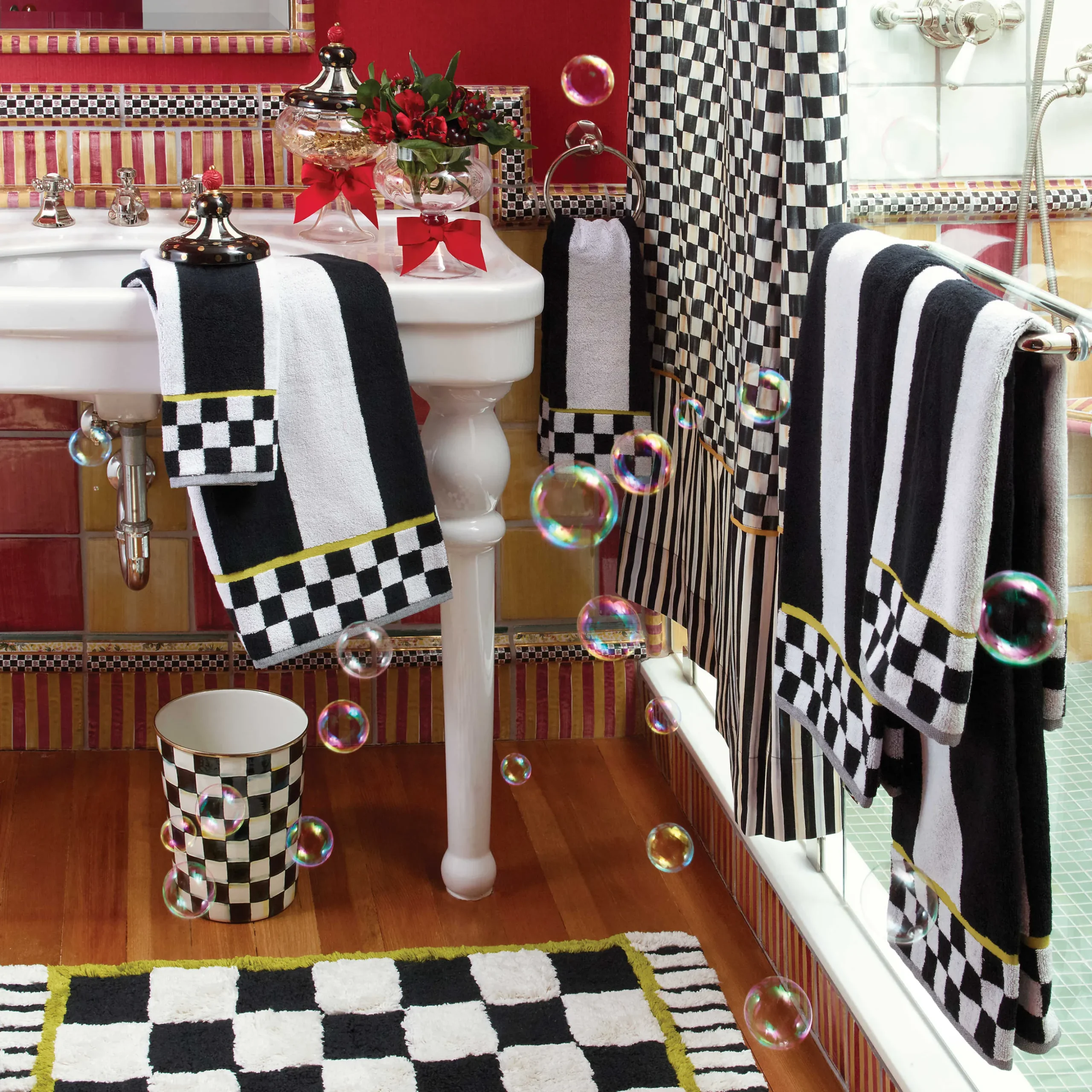 Courtly Stripe Bath Towel