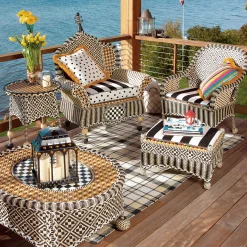 Courtyard Outdoor End Table