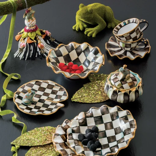 Frog Tassel