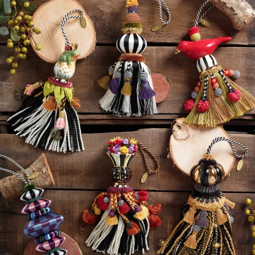 Frog Tassel