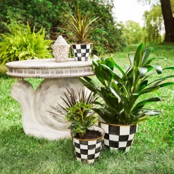 Garden Snail Table