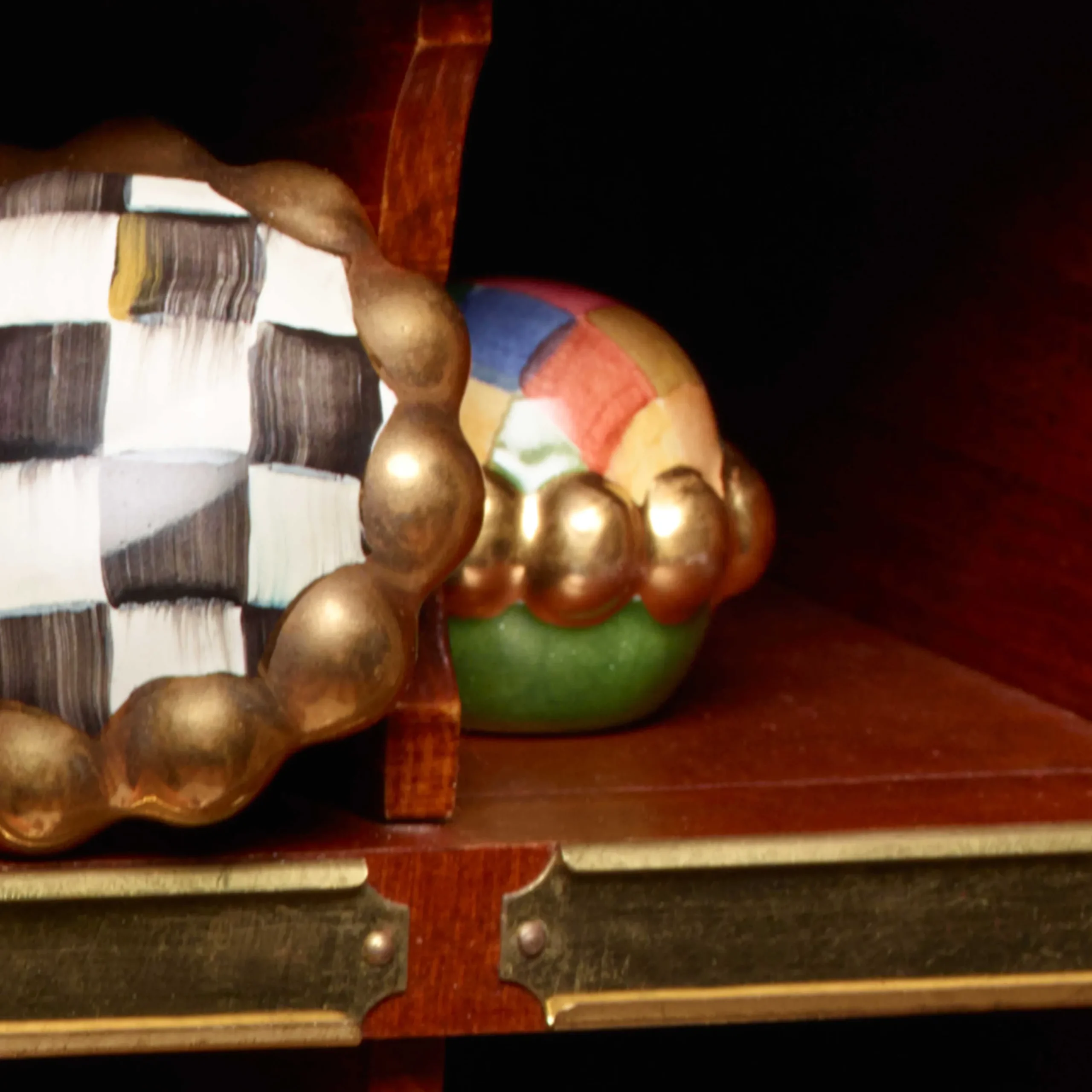 Petit Four Round Knob - Harlequin