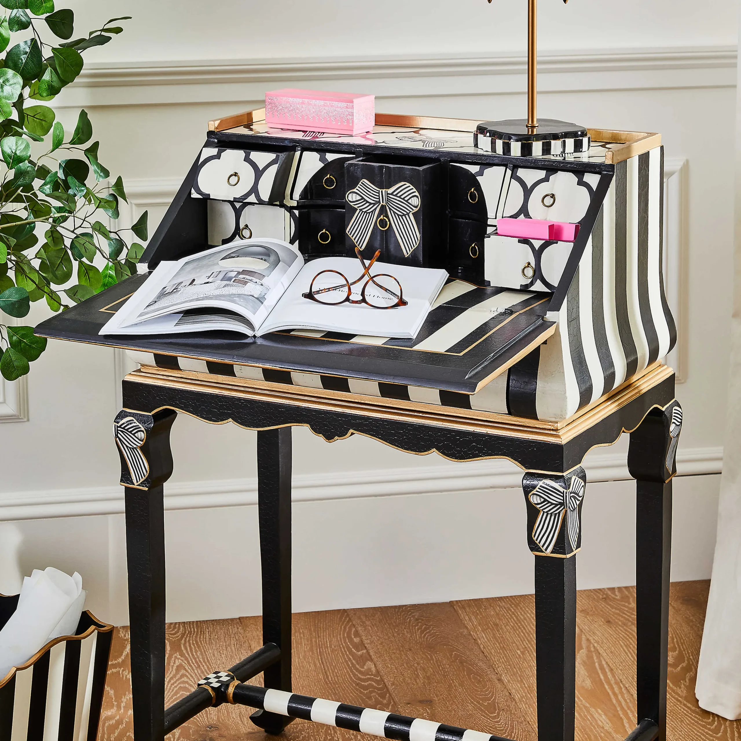 Pretty As A Bow Writing Desk