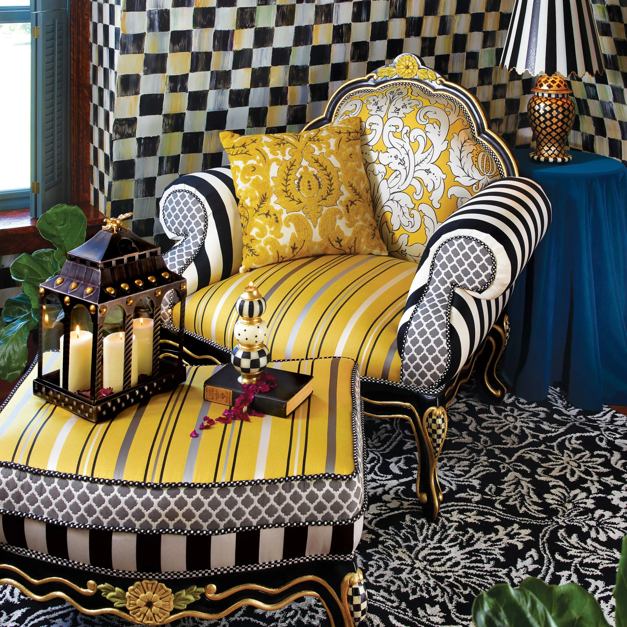 Quatrefoil Table Lamp - Small