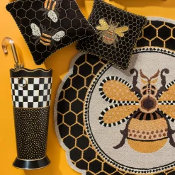 Queen Bee Rug - 4' Round