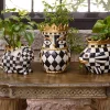 Rabbit Queen Garden Pot